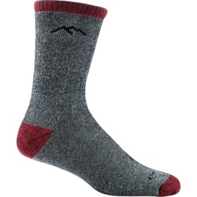 darn tough mountaineering socks