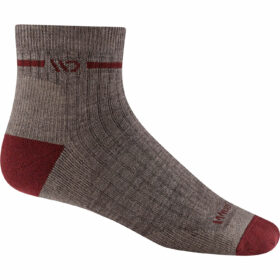 WIDE OPEN WOMENS SINGLE STRIPE CUSHIONED QUARTER SOCKS